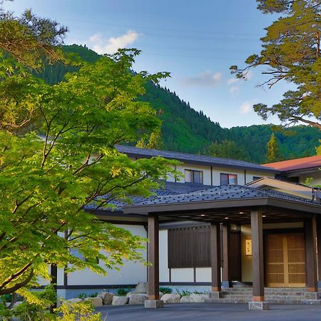 Yukemuri no Yado Inazumi Onsen Yuzawa  Eksteriør billede