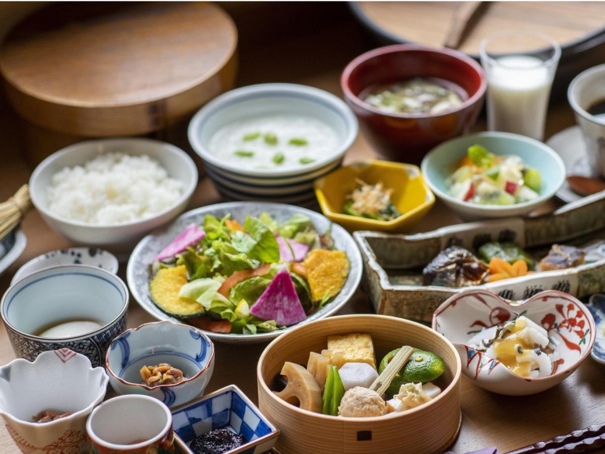 Yukemuri no Yado Inazumi Onsen Yuzawa  Eksteriør billede