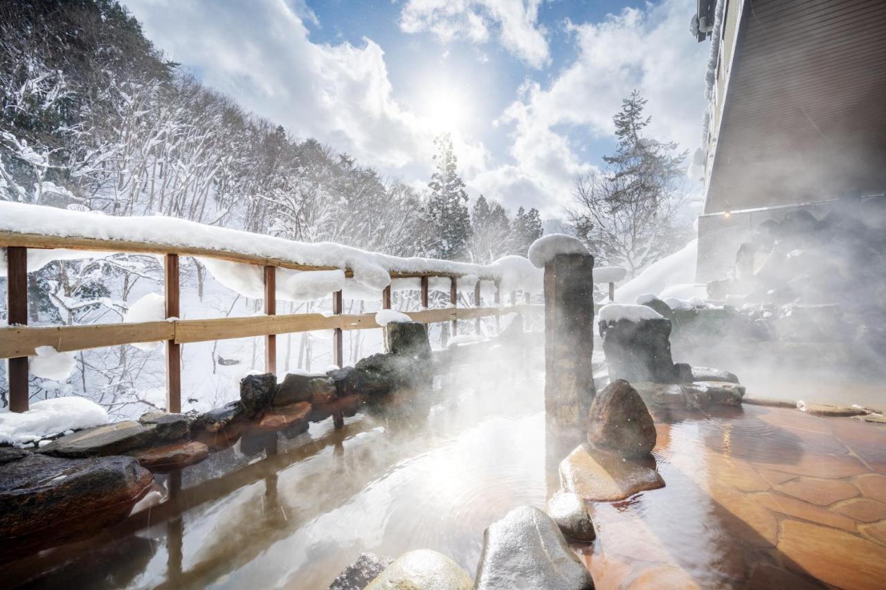 Yukemuri no Yado Inazumi Onsen Yuzawa  Eksteriør billede